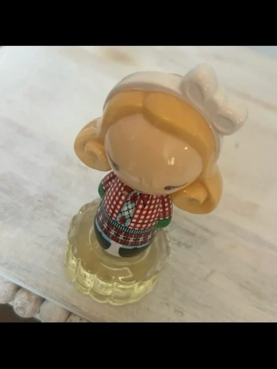 ⚡️Harajuku Lovers G by Gwen Stefani - Picture 2 of 4